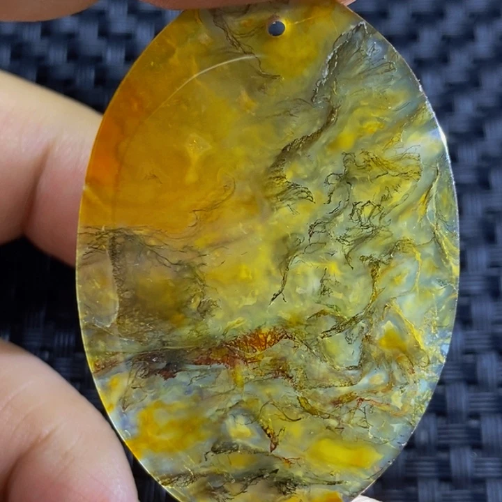 玛瑙/玉髓颈饰未镶嵌孟**成