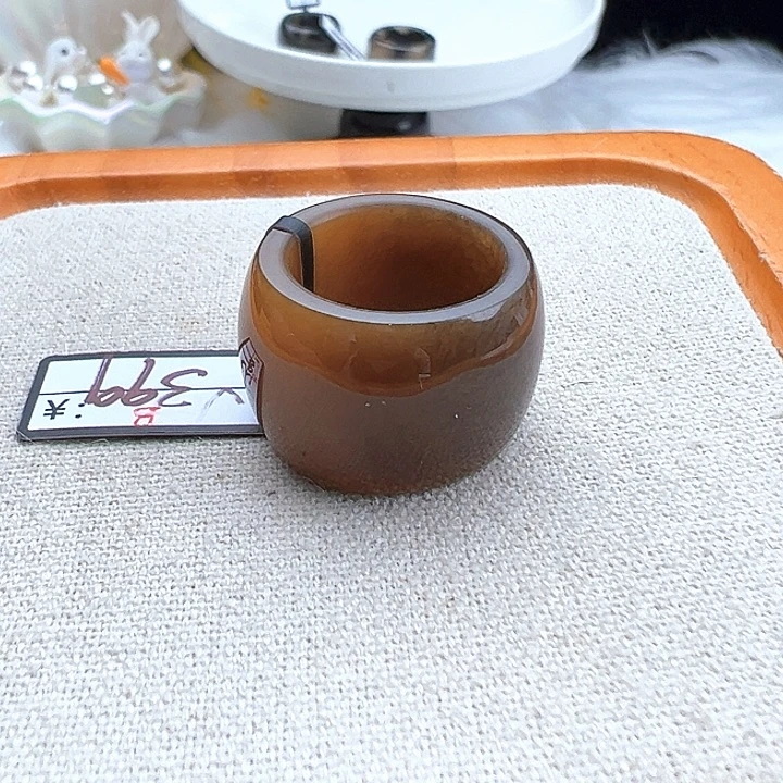未镶嵌戒指和田玉（糖玉）草花酒桶17.2