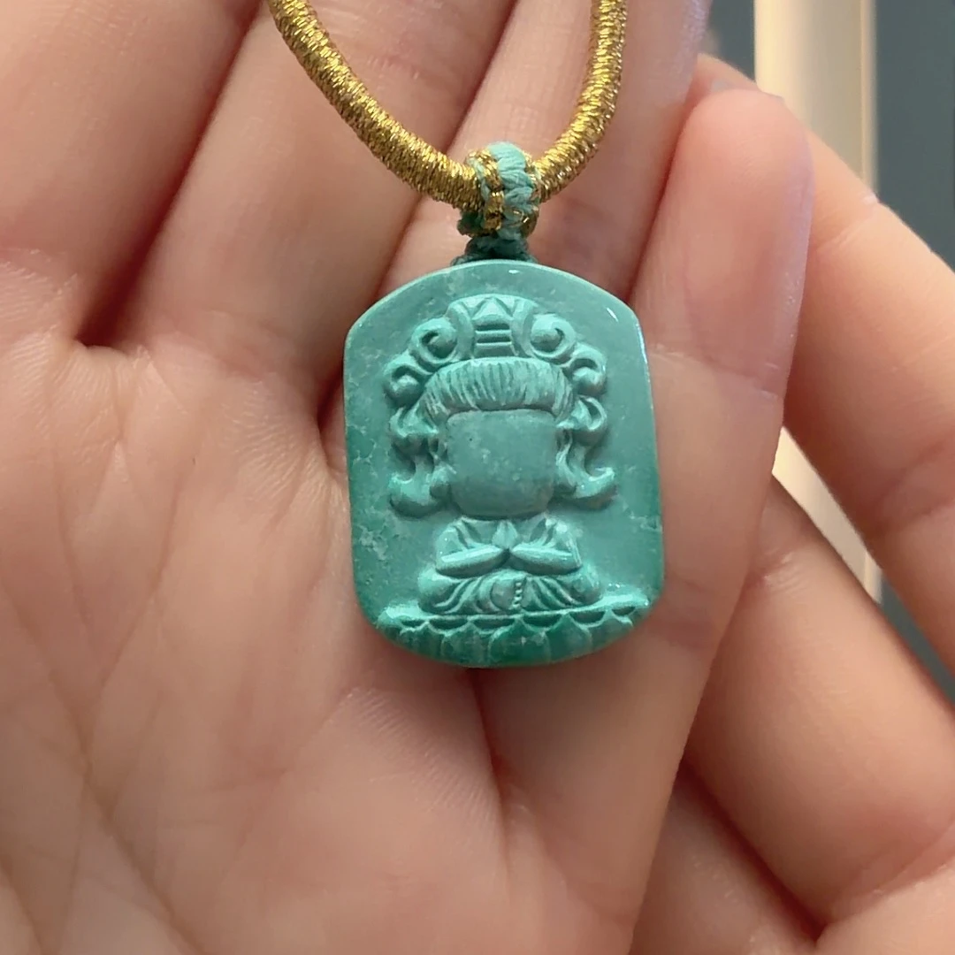 绿松石未镶嵌颈饰