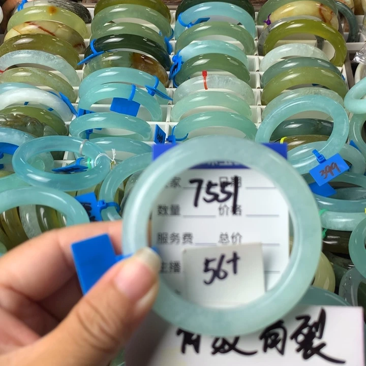 蛇纹石玉未镶嵌手镯7551