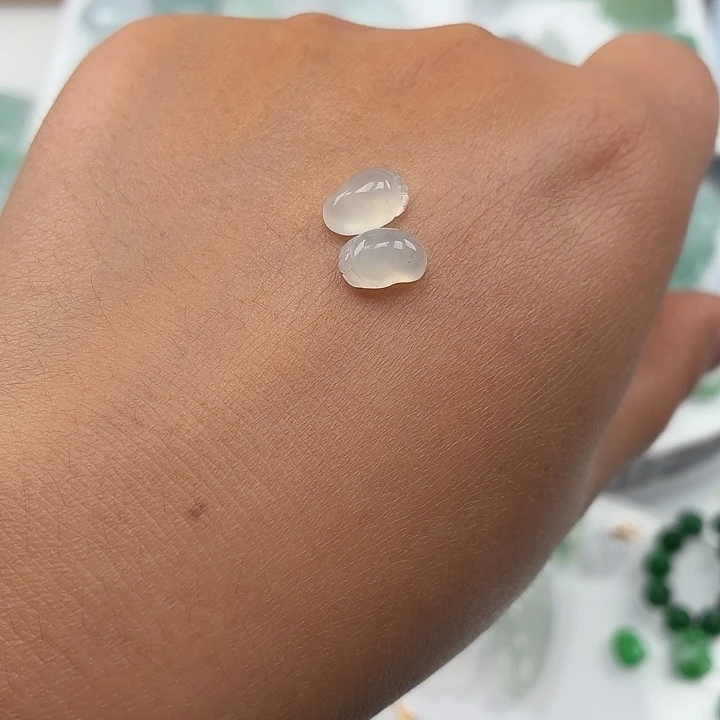 翡翠未镶嵌颈饰纯A