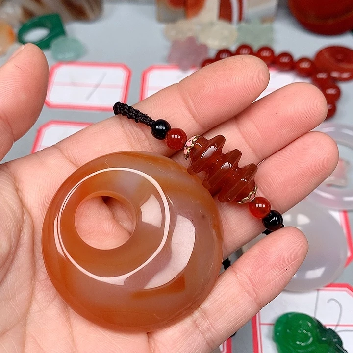 笑***生玛瑙/玉髓未镶嵌颈饰