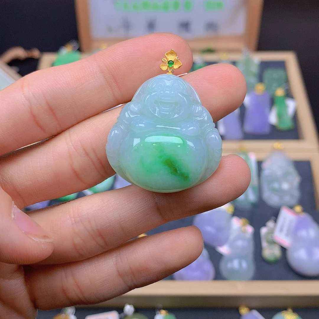 翡翠颈饰18K金镶嵌翡翠