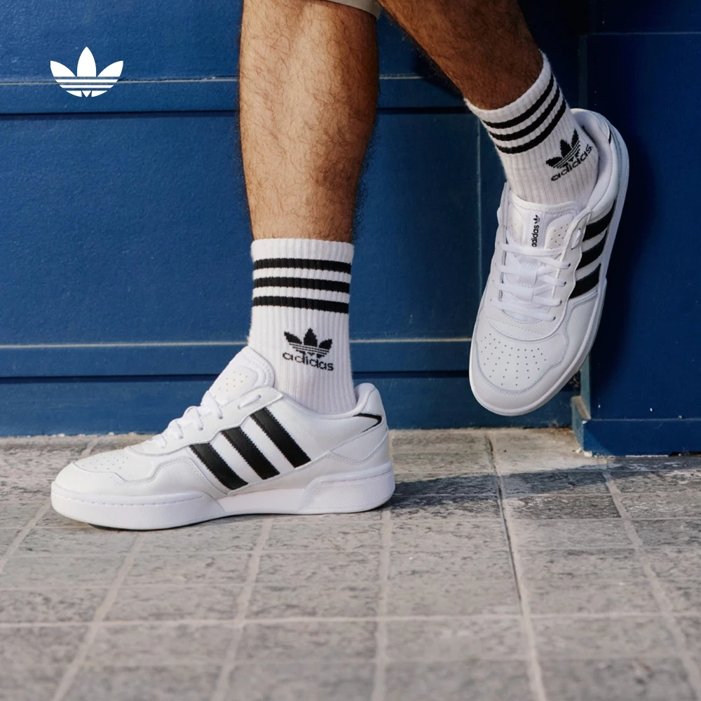 阿迪达斯三叶草「面包鞋」COURTIC经典运动板鞋男女adidas JQ5042