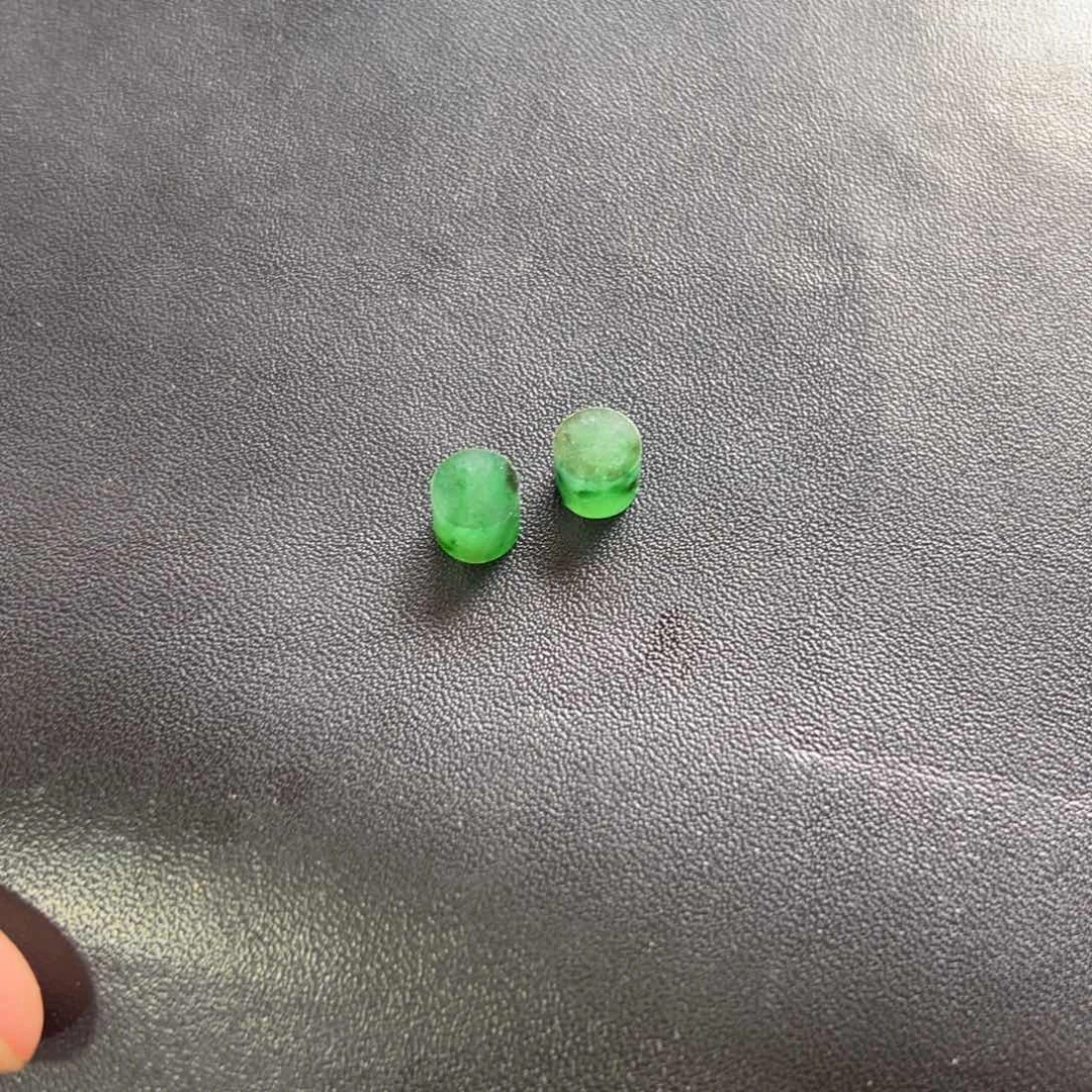 未镶嵌定制翡翠冰绿