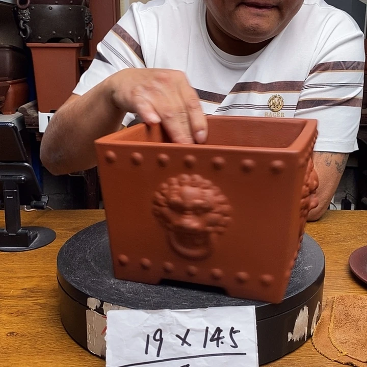 紫砂花盆货号一只SF80