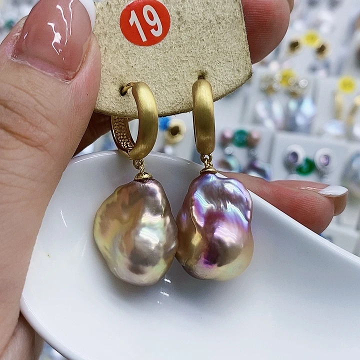 银S925镶嵌淡水珍珠耳饰