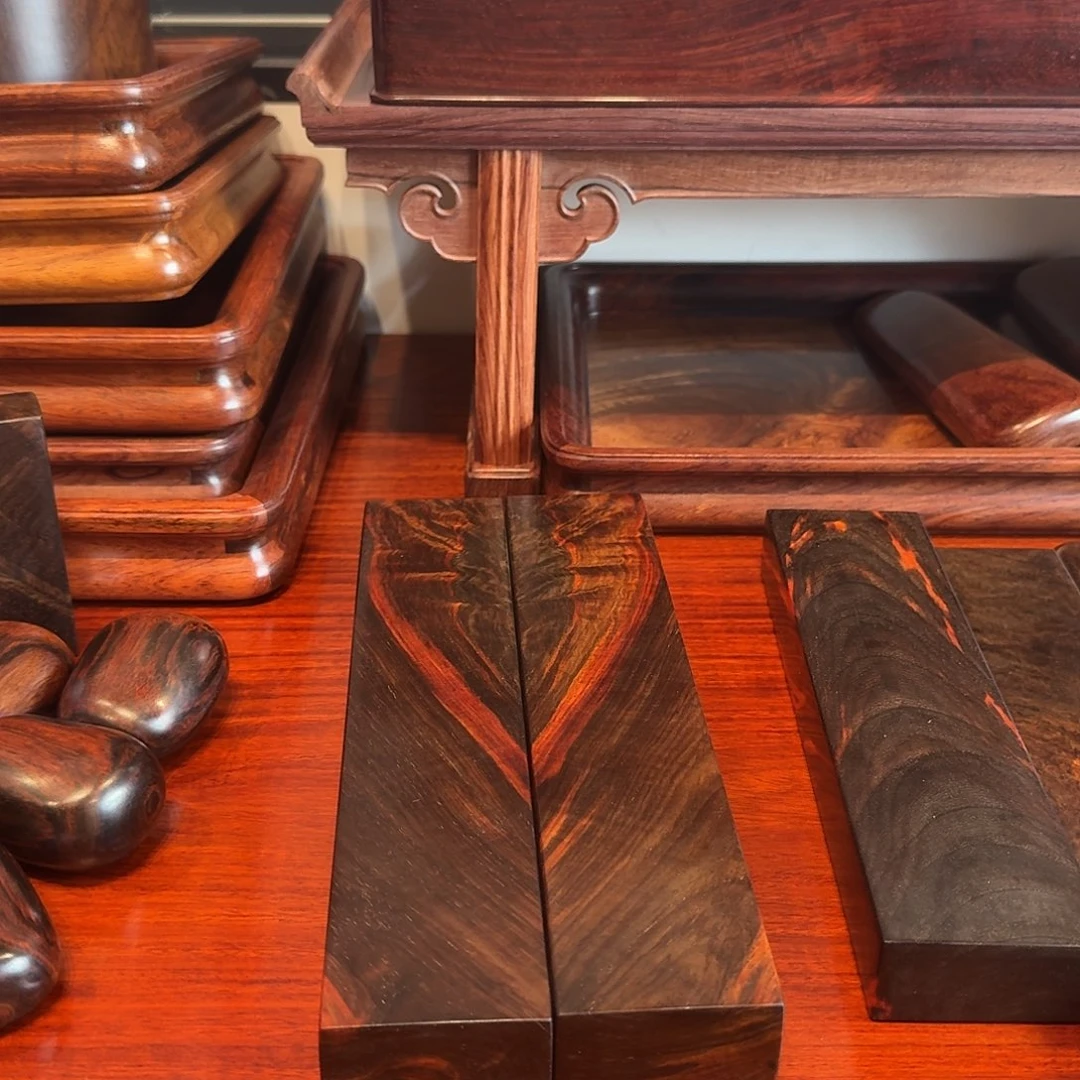 老***孙交趾黄檀（大红酸枝）