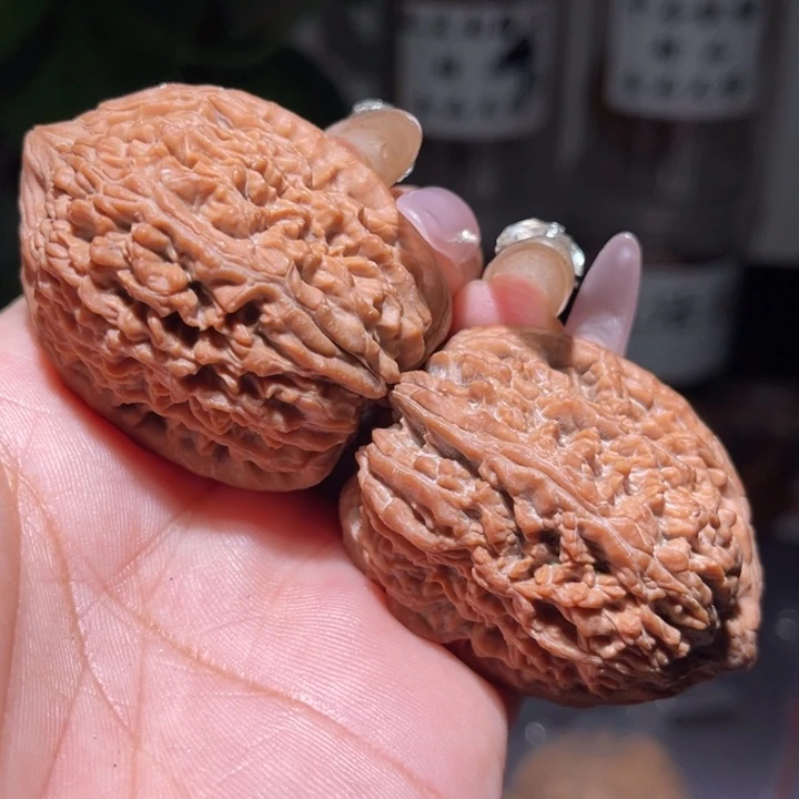 吊坠桃核            37