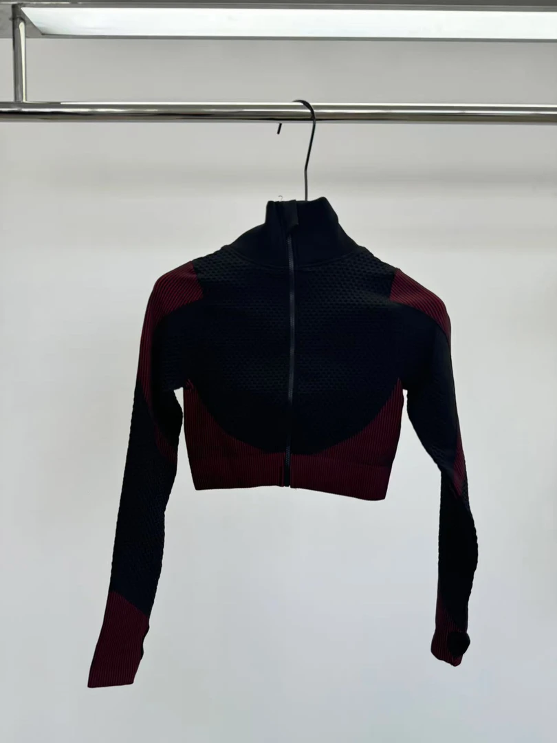 no退no换微脏微暇 601女士时尚健身上衣