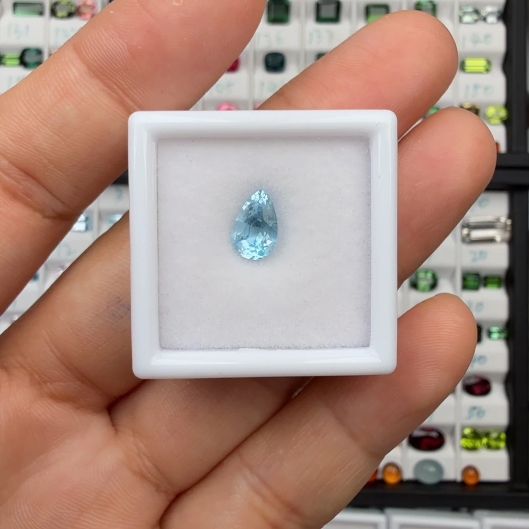 裸石海蓝宝石天然0.92克拉