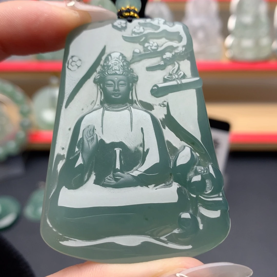 小***包翡翠未镶嵌颈饰观音