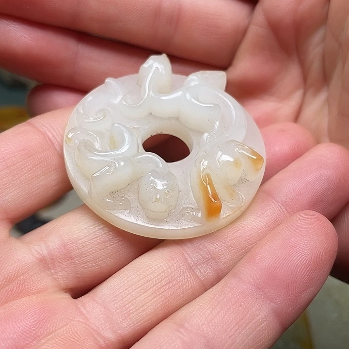 和田玉未镶嵌挂件