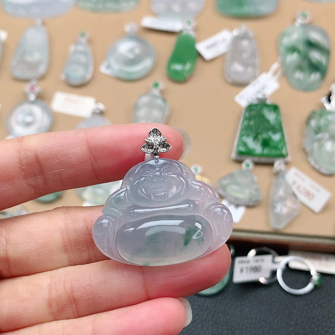 翡翠颈饰18K金镶嵌佛公