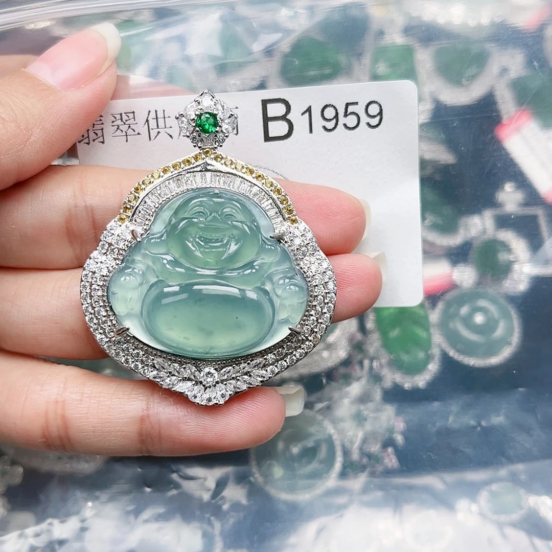 翡翠颈饰未镶嵌翡翠1959