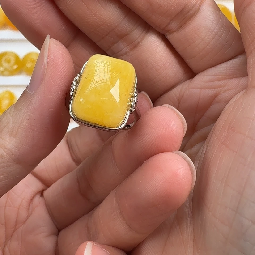 蜜蜡未镶嵌戒指蜜蜡