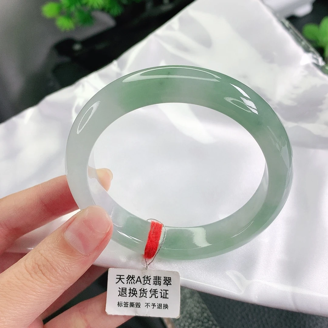 翡翠未镶嵌手镯54.5圈