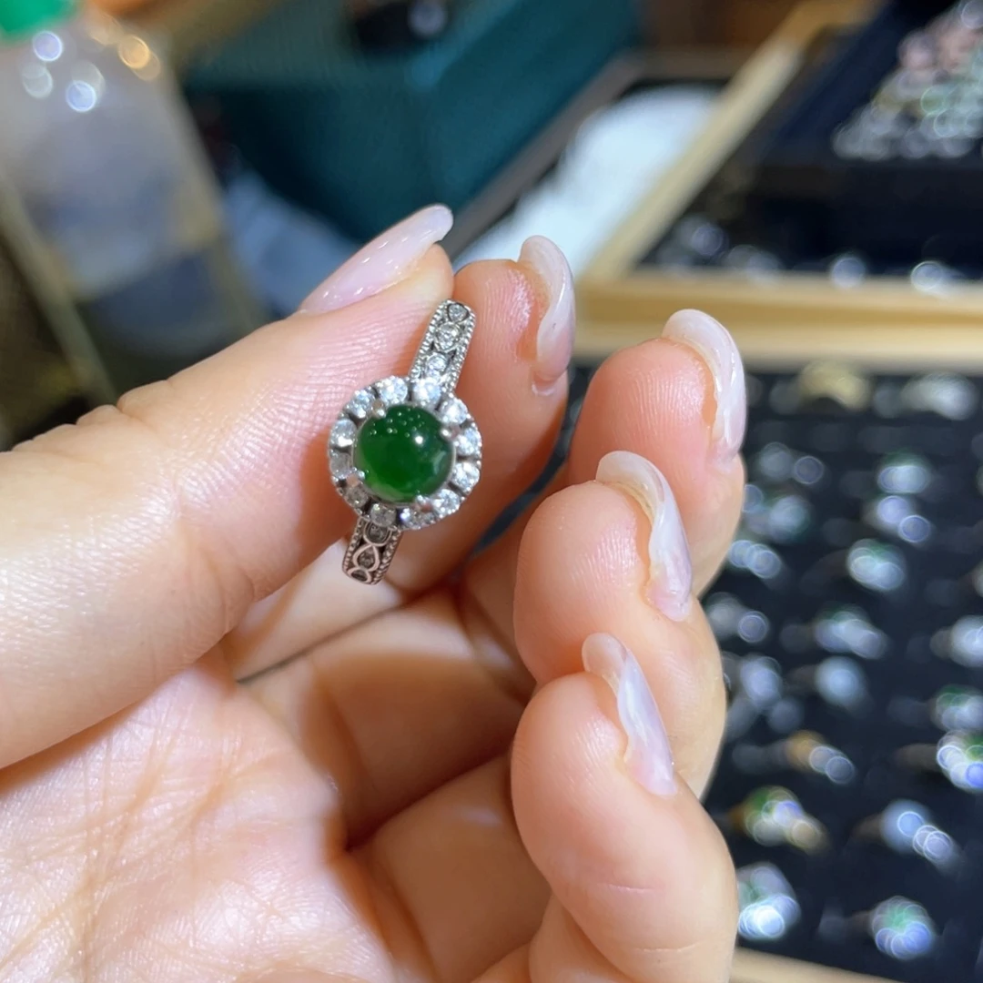 银S925镶嵌戒指翡翠猪****品