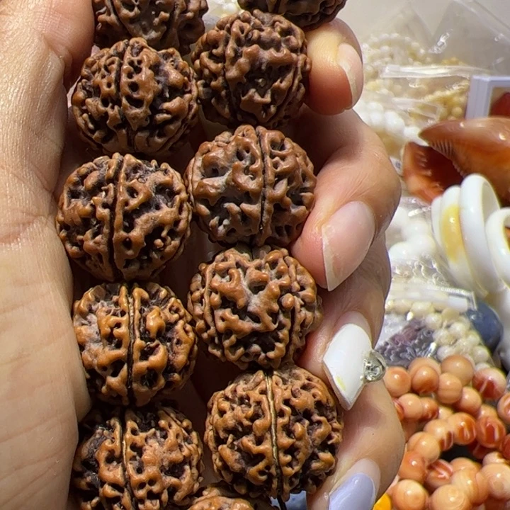 大果紫檀（缅甸花梨）老料黄灯泡