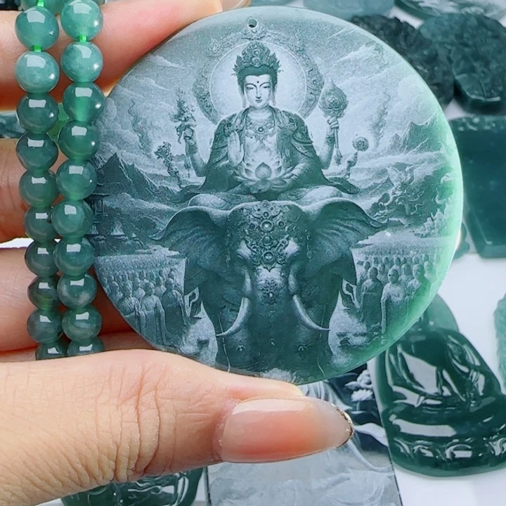 颈饰未镶嵌翡翠多样性发货天然的A货翡翠