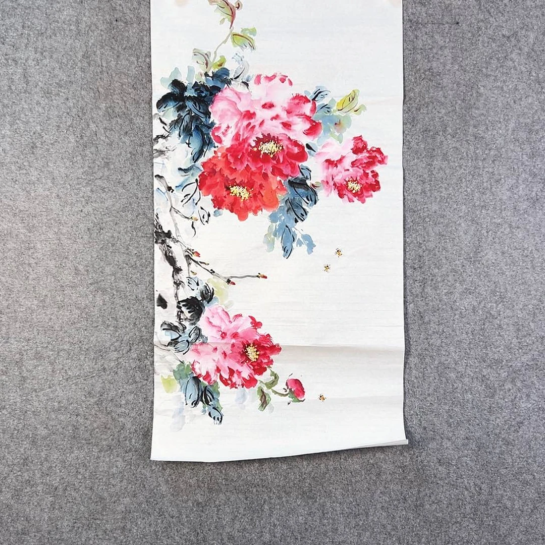 国画334 牡丹等植物生长于这里并