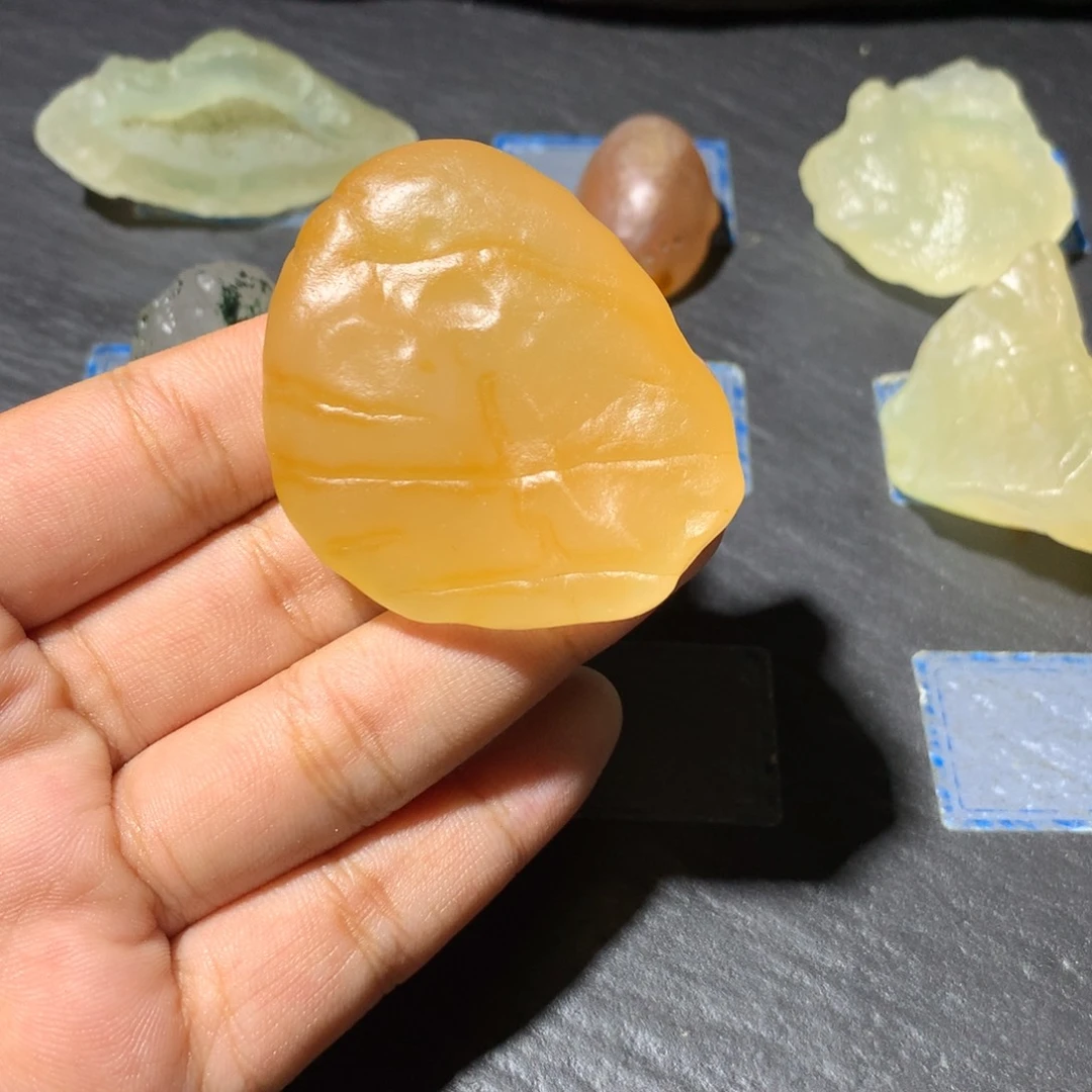 玛瑙/玉髓原石未镶嵌