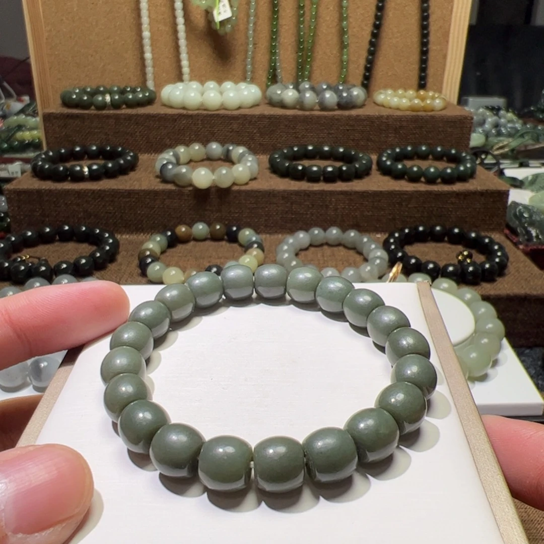 和田玉未镶嵌手链