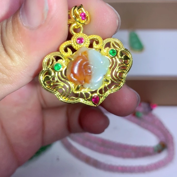 翡翠未镶嵌吊坠(不含链)