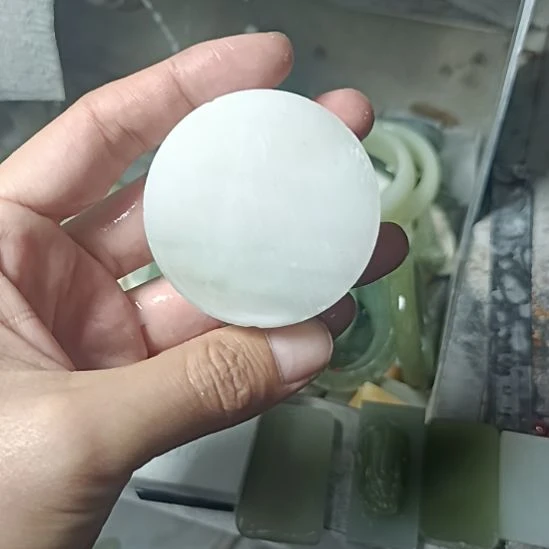 和田玉未镶嵌珠宝半成品
