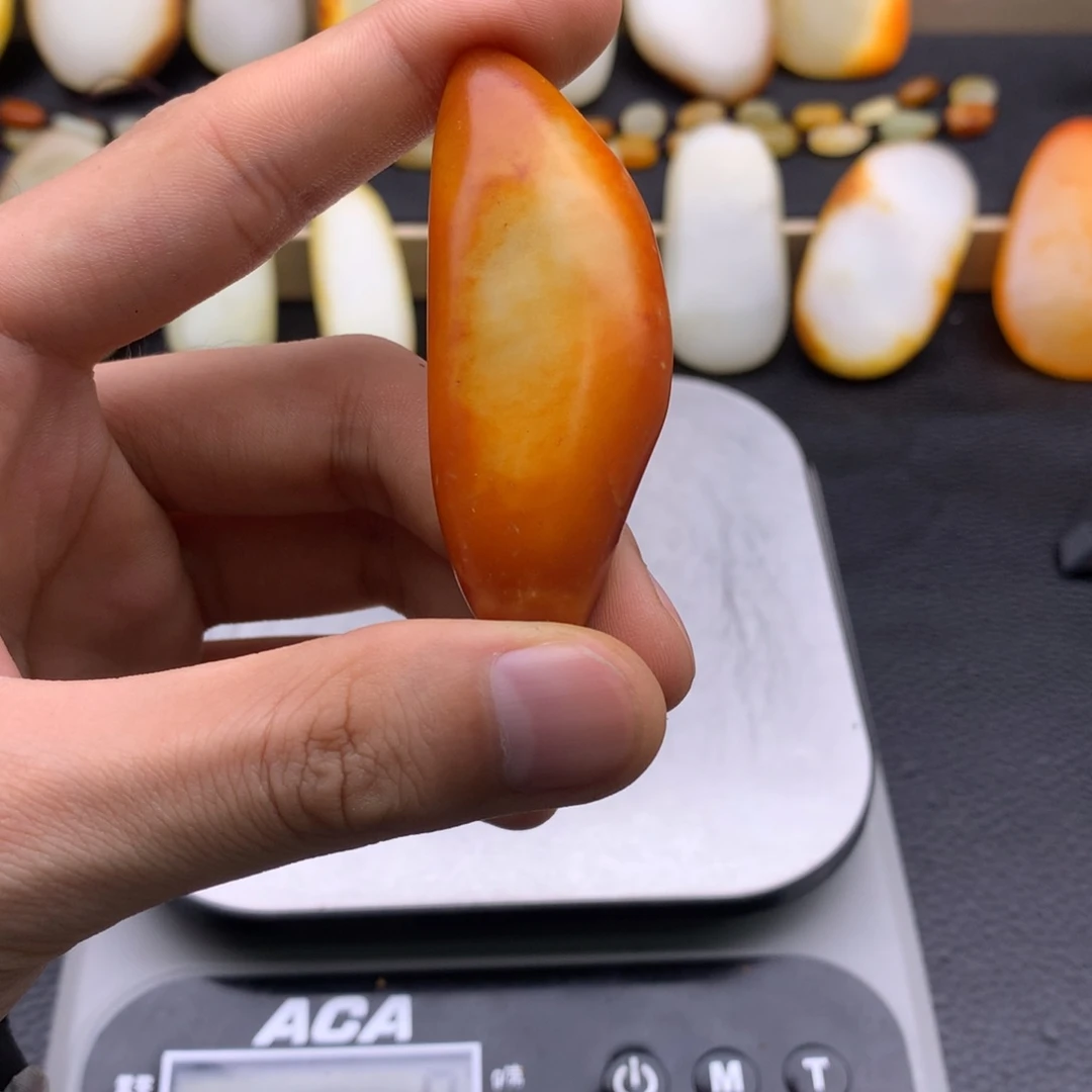 和田玉吊坠(不含链)未镶嵌