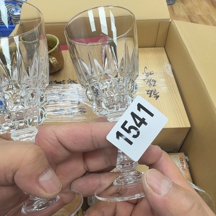 瓷片阿****跑工艺品摆件瓷器摆件666