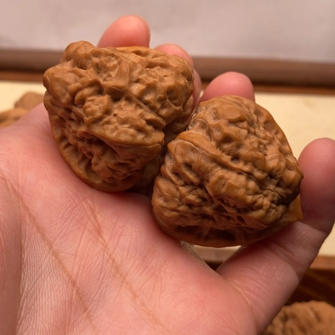 【闪购商品】把件文玩核桃A***i边35左右