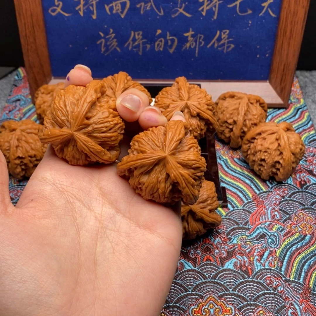 【闪购商品】春****店白狮子1111111
