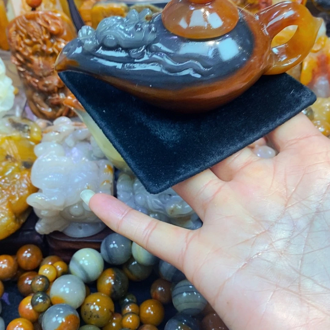 未镶嵌石英质玉（黄龙玉）吊坠(不含链)