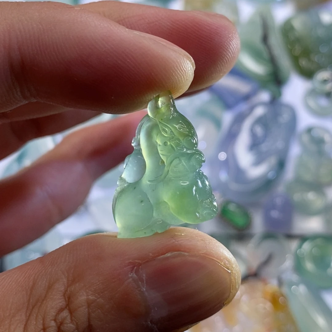 定制翡翠未镶嵌翡翠