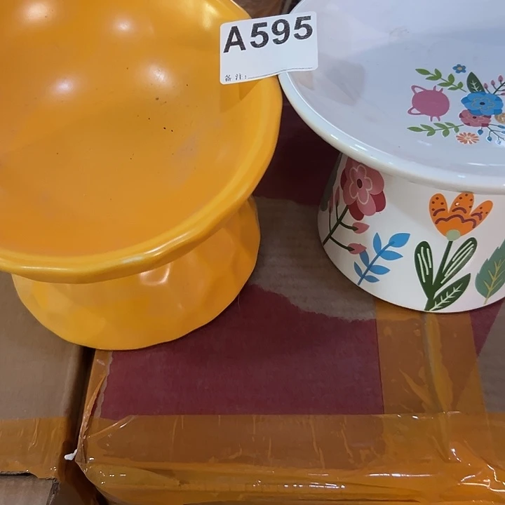 a595陶瓷两个装陶瓷