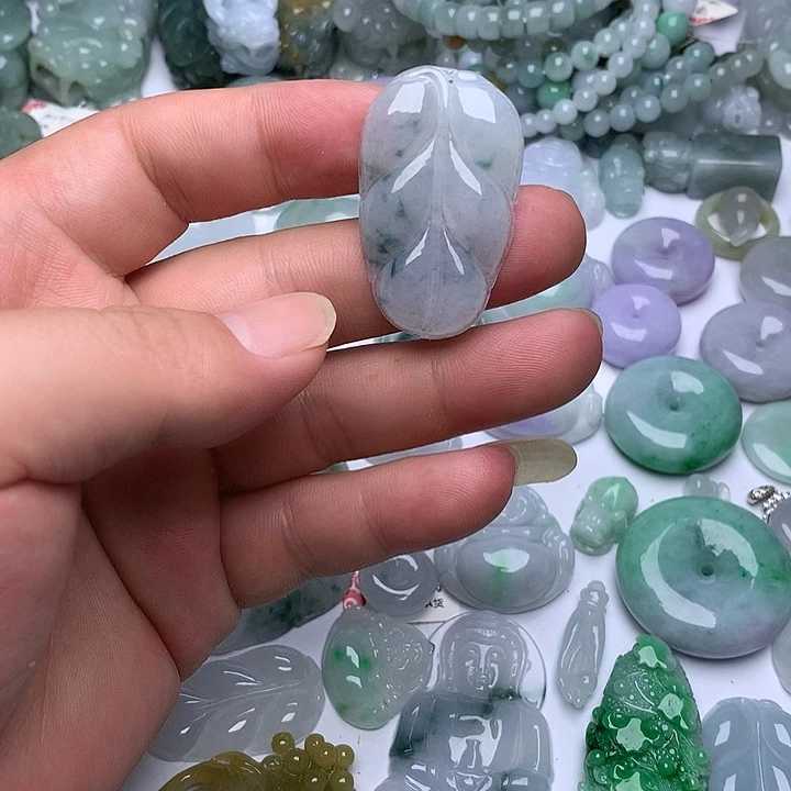 颈饰未镶嵌翡翠天然翡翠
