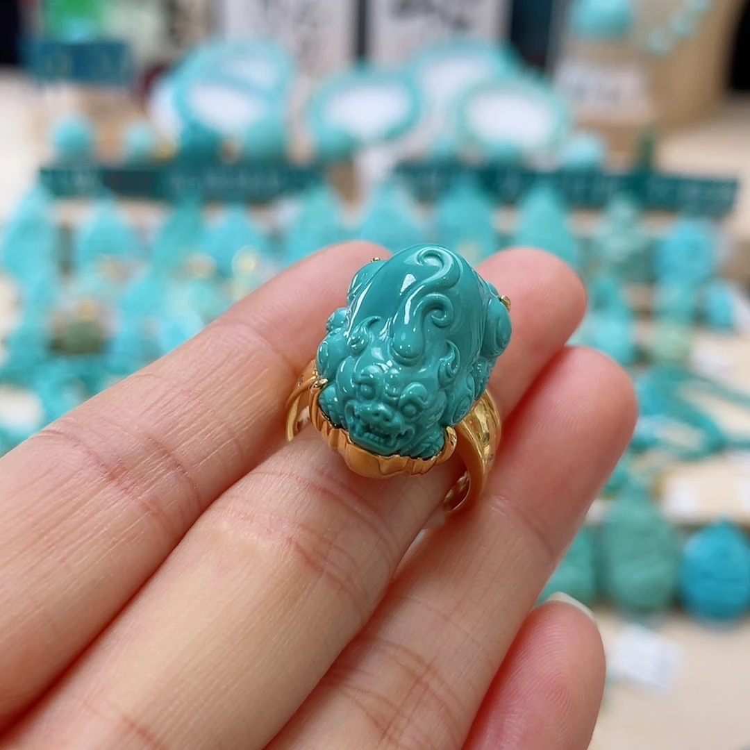 绿松石珠宝奇石18K金镶嵌