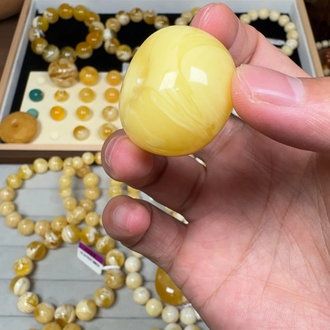 手链蜜蜡未镶嵌13.8克扣子