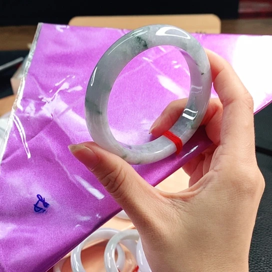 翡翠手镯未镶嵌58