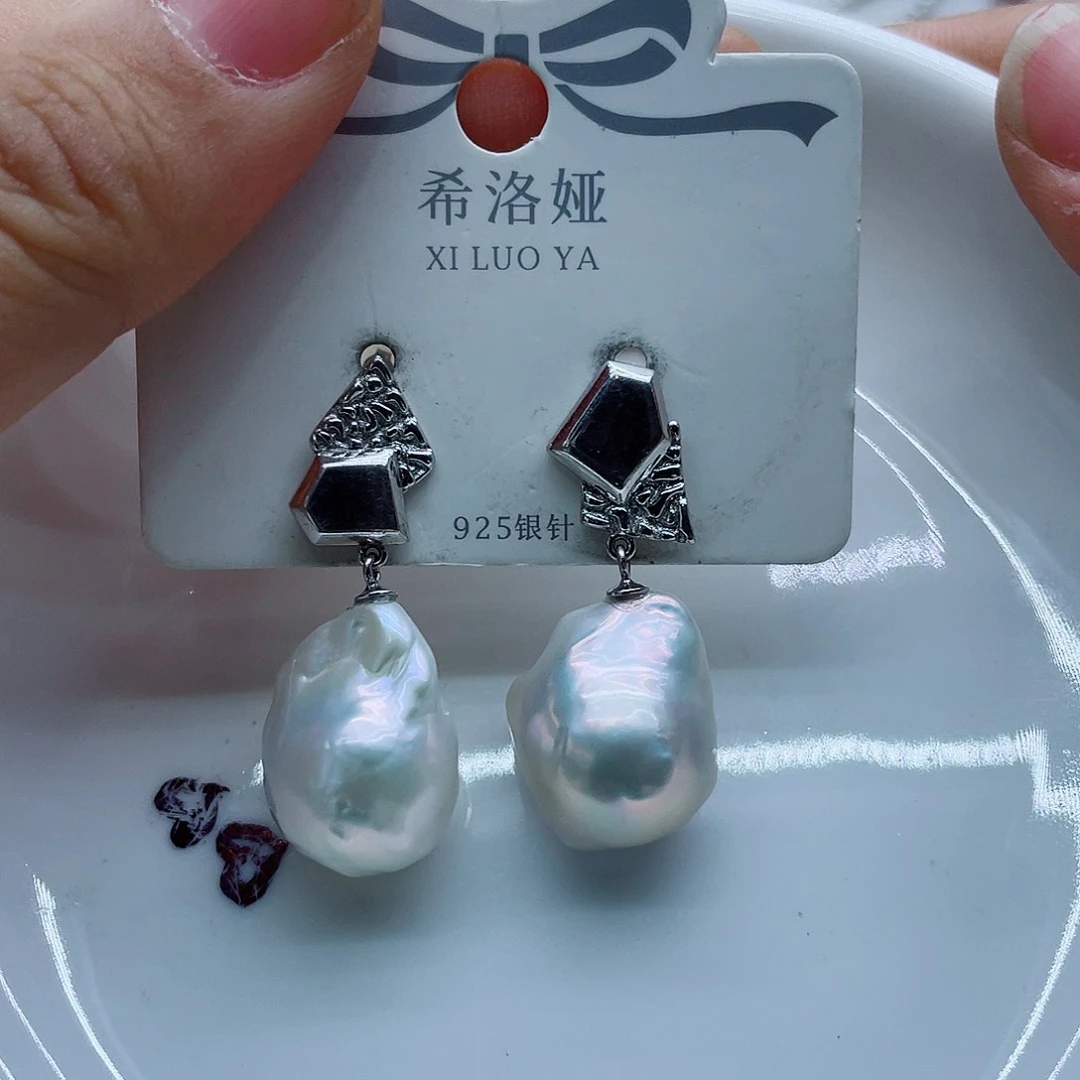 银S925镶嵌耳饰淡水珍珠