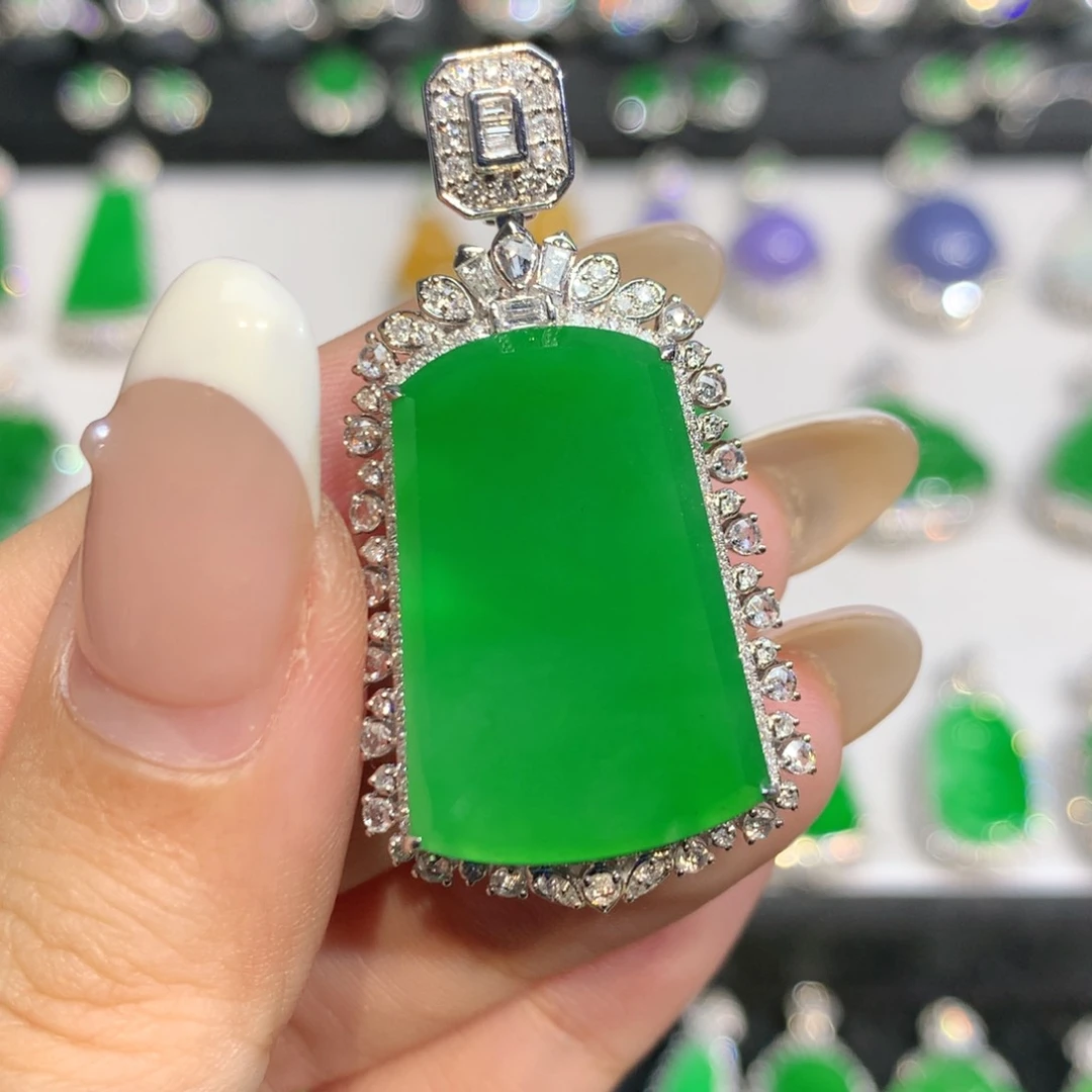 翡翠18K金镶嵌吊坠(不含链)