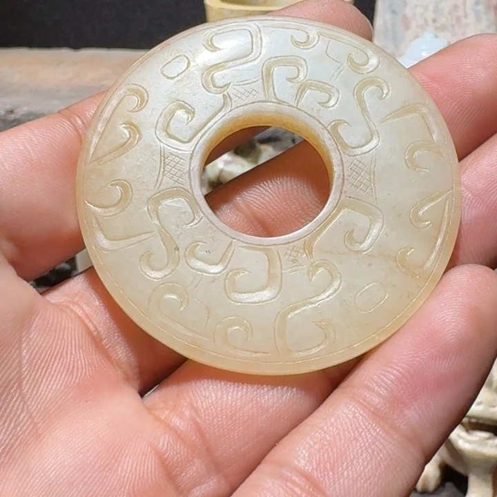 和田玉（糖玉）颈饰未镶嵌用****9