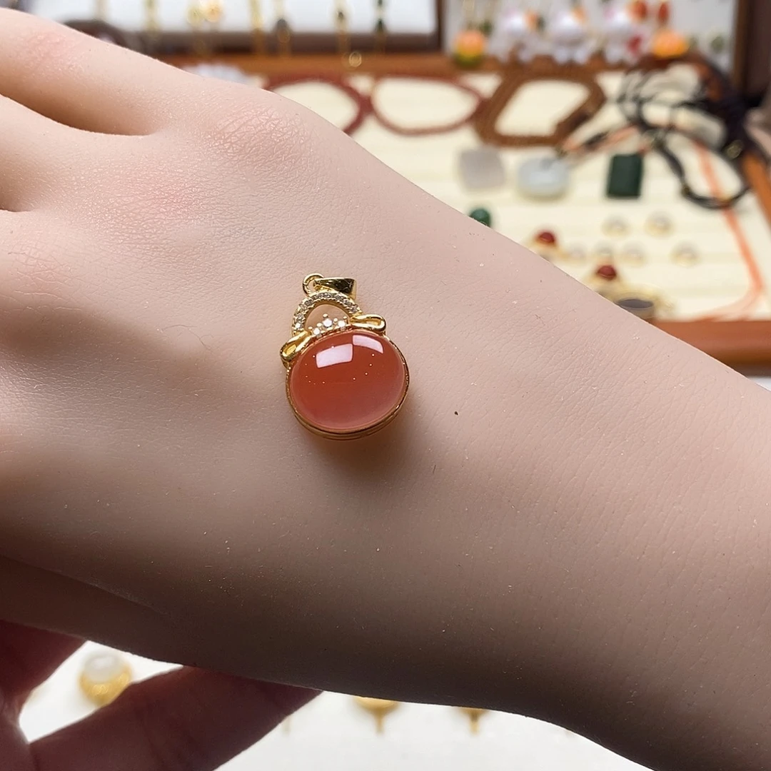 南红玛瑙吊坠(不含链)银S925镶嵌