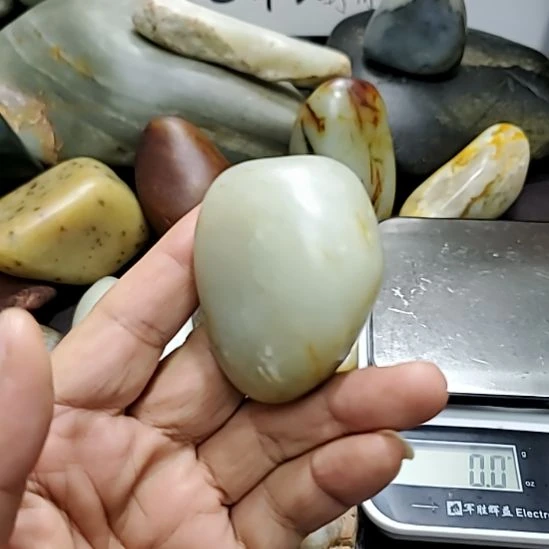 和田玉（糖玉）未镶嵌挂件