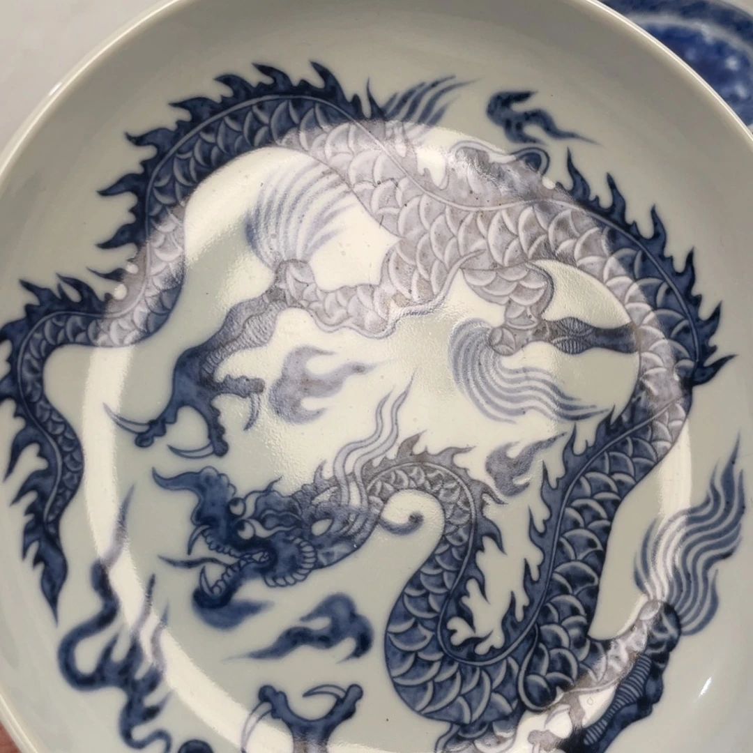 瓷片景德镇青花铠甲龙大壶承