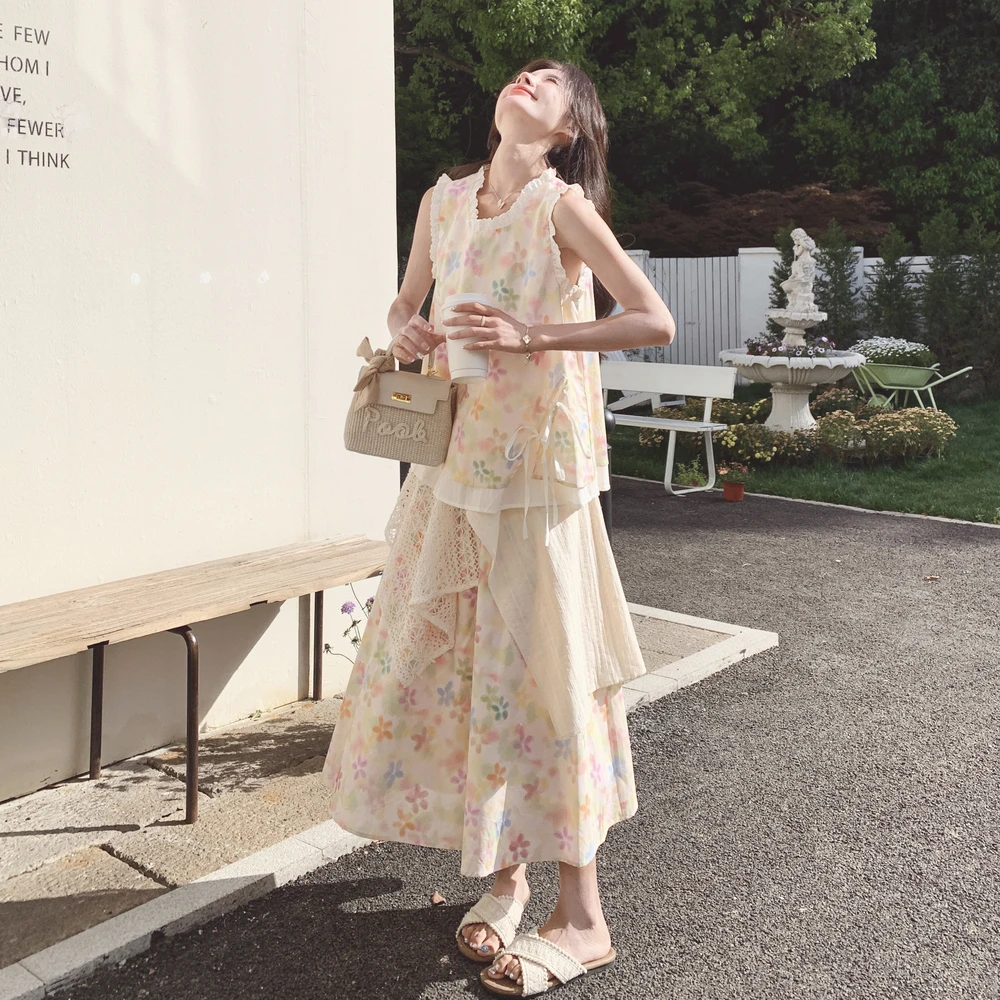 多巴胺穿搭彩虹印花蕾丝背心上衣女装夏新款甜美高腰半身裙两件套