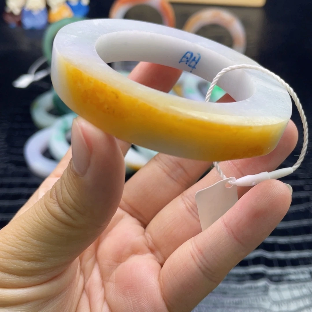 未镶嵌翡翠定制翡翠