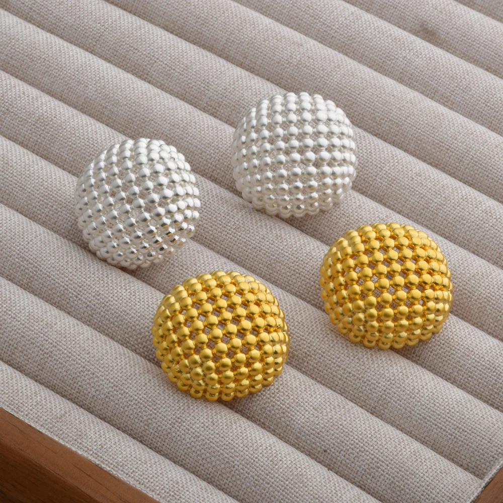 铜合金耳饰 鼎溢新款几何镂空圆球耳钉轻奢高级感小众设计时尚yh