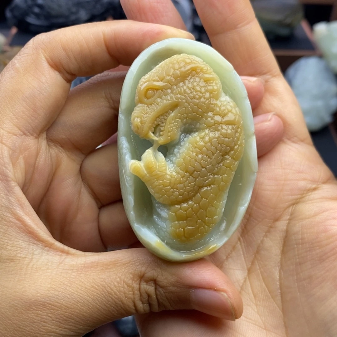 和田玉未镶嵌挂件